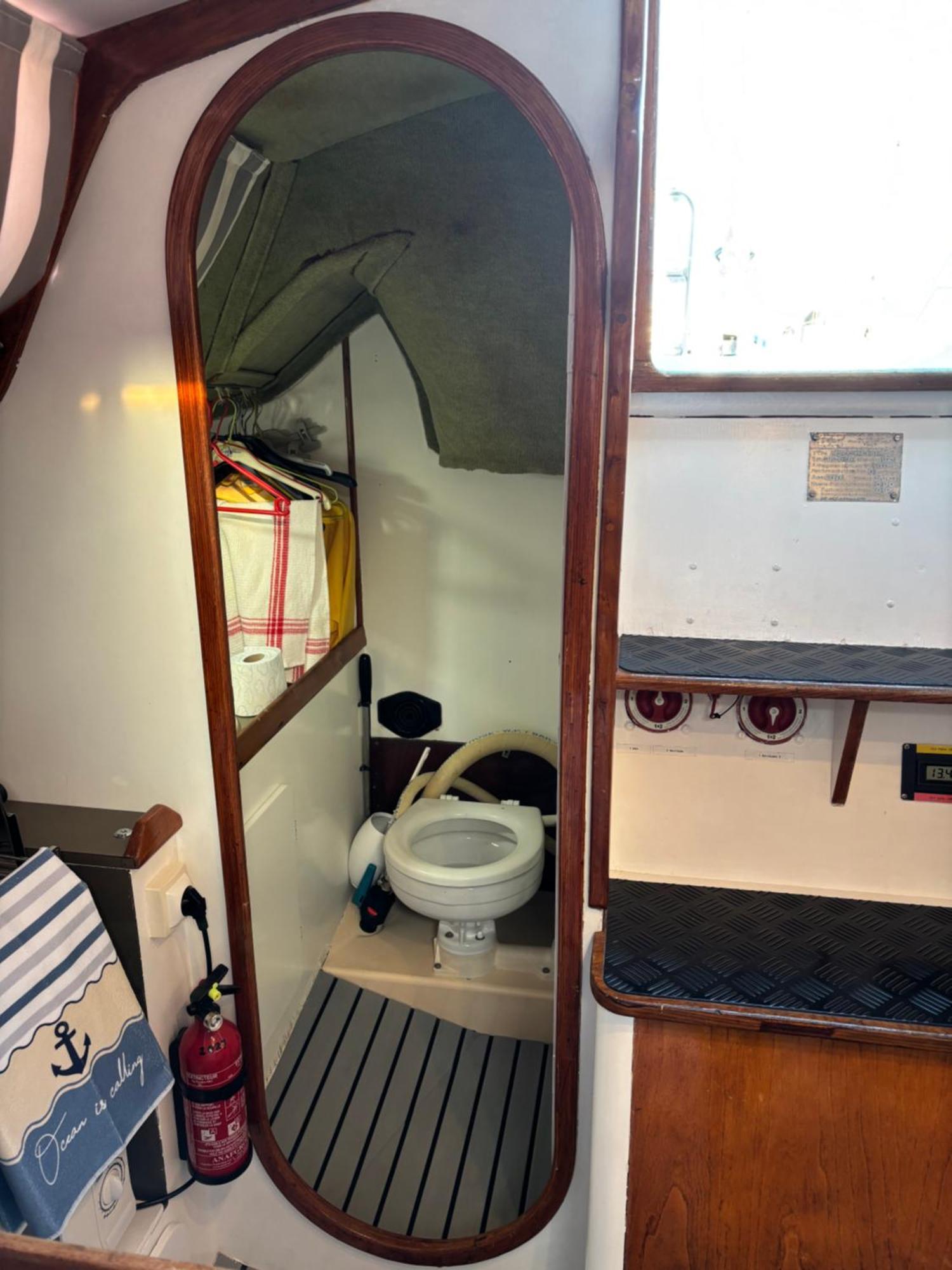 Nuitee A Bord De Danilou Un Voilier De 9.50M Hotel Sete Bagian luar foto